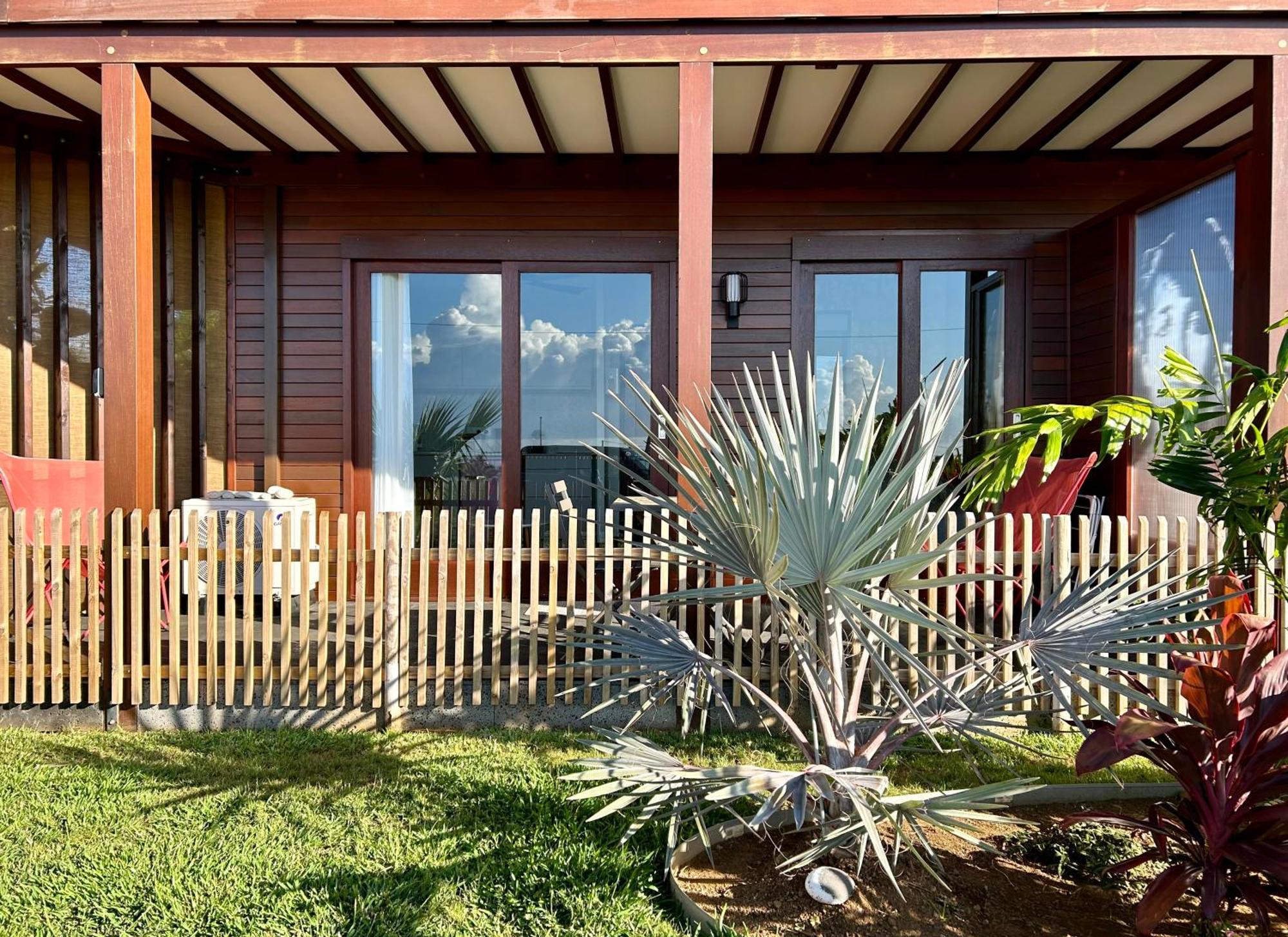Ti Kaz C2C - Une Maison Balinaise Saint Pierre Dış mekan fotoğraf